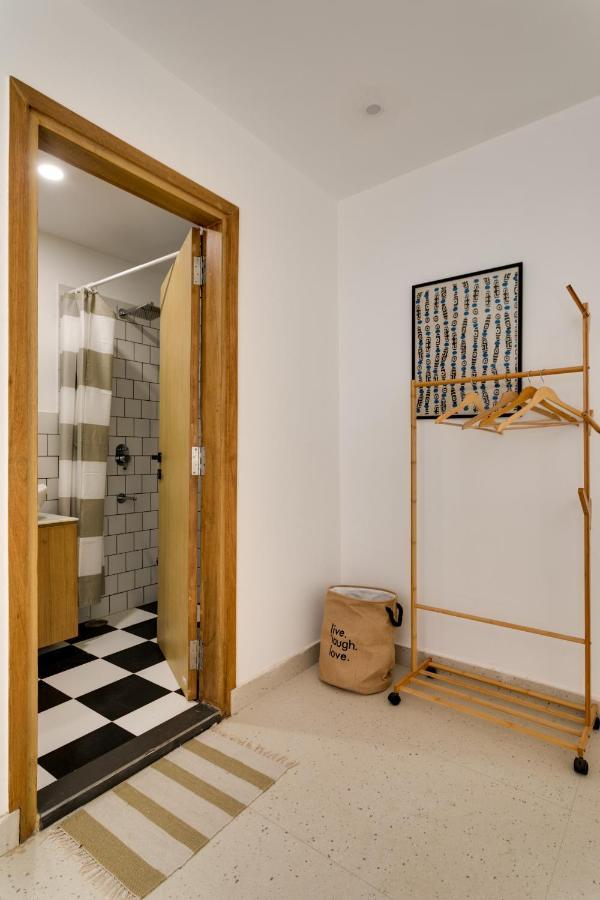 Vaara Bed and Breakfast New Delhi Buitenkant foto