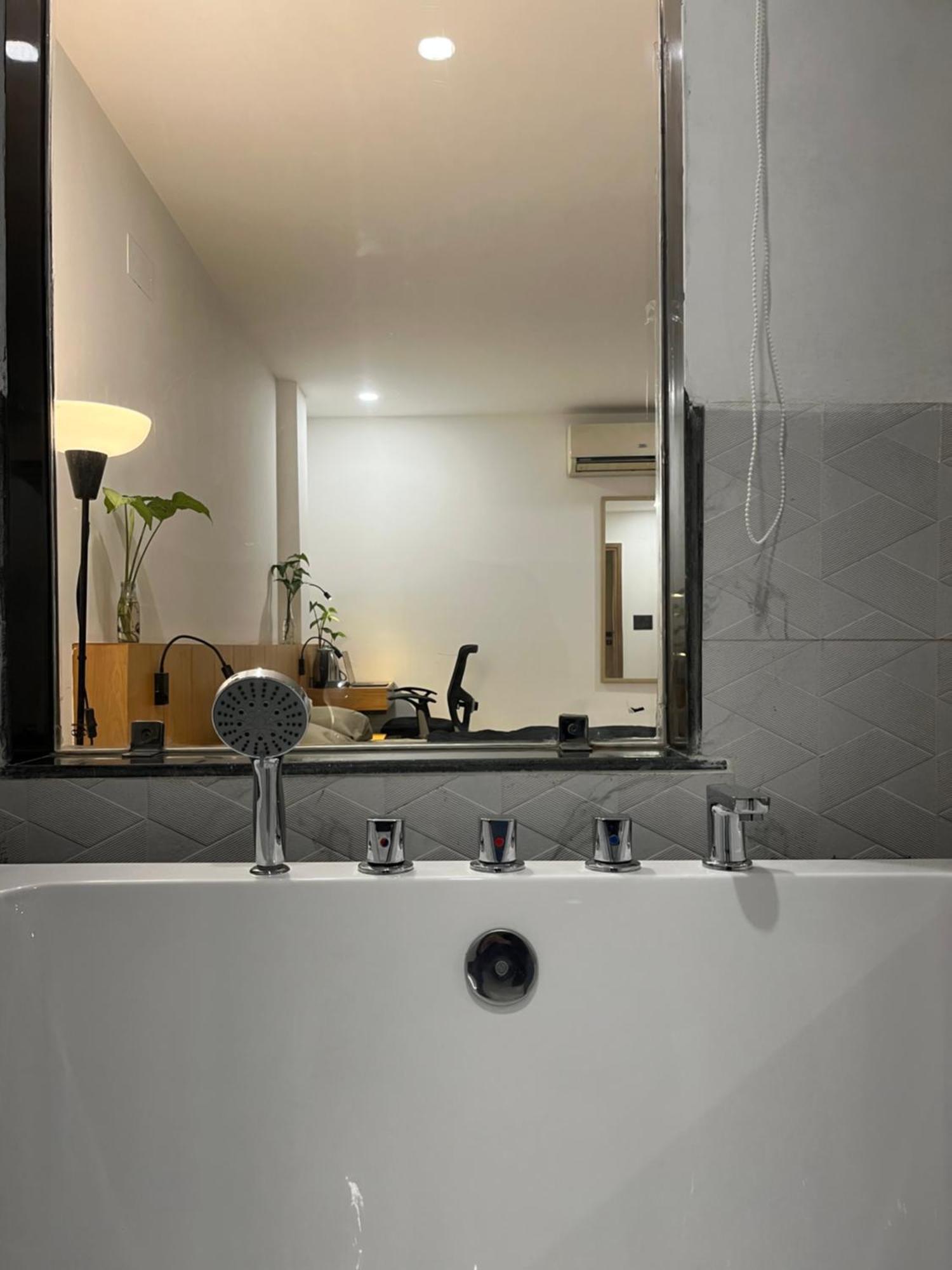 Vaara Bed and Breakfast New Delhi Buitenkant foto